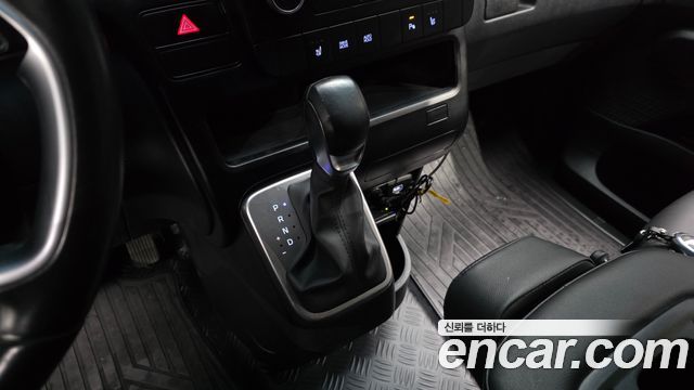 Hyundai Staria L3.5 Cargo 3-Seater Modern 2025 — фото 9
