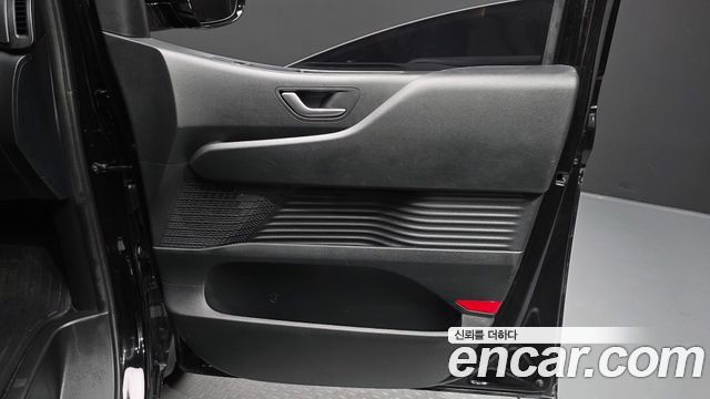 Hyundai Staria L3.5 Cargo 3-Seater Modern 2025 — фото 25