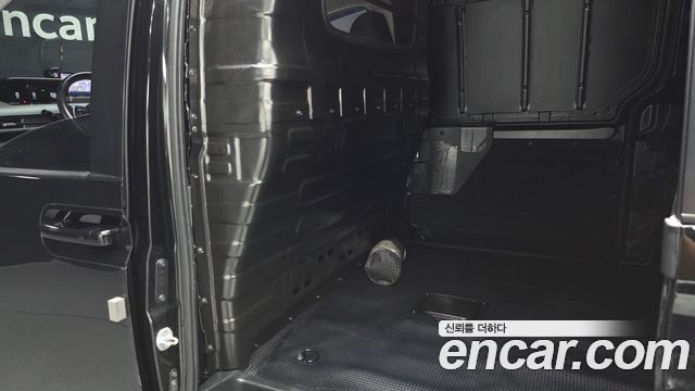 Hyundai Staria L3.5 Cargo 3-Seater Modern 2025 — фото 26