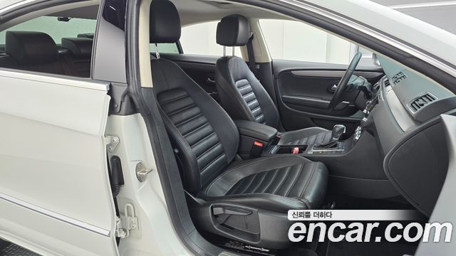 Volkswagen CC 2.0 TSI 2015 — фото 12