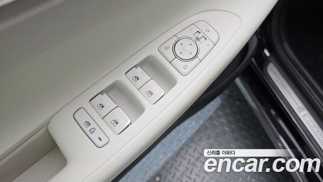 Hyundai Grandeur (IG) 2.5 Le Blanc 2023 — фото 13