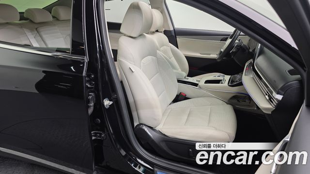 Hyundai Grandeur (IG) 2.5 Le Blanc 2023 — фото 26