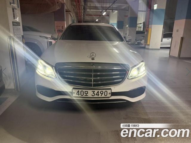 Mercedes-Benz E-Class (W213) E220d 4MATIC Exclusive