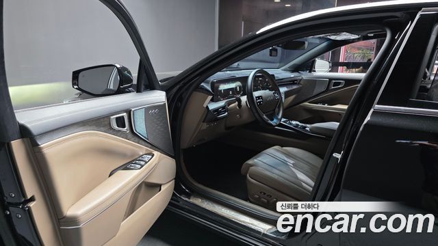 Kia K8 2.5 Gasoline 2WD Noblesse 2023 — фото 10
