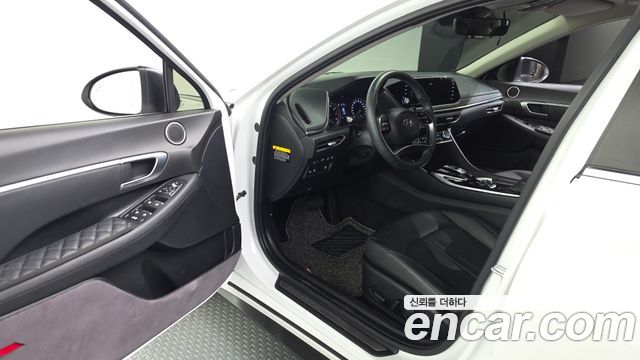 Hyundai Sonata (DN8) 2.0 Premium 2020 — фото 10