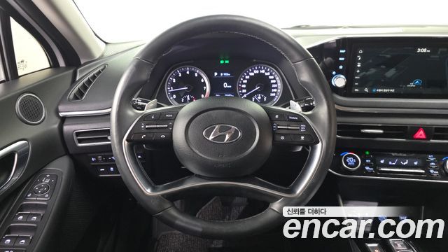 Hyundai Sonata (DN8) 2.0 Premium 2020 — фото 13