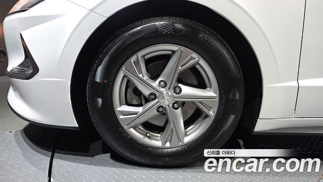 Hyundai Sonata (DN8) 2.0 LPG(rental car) Smart 2020 — фото 5