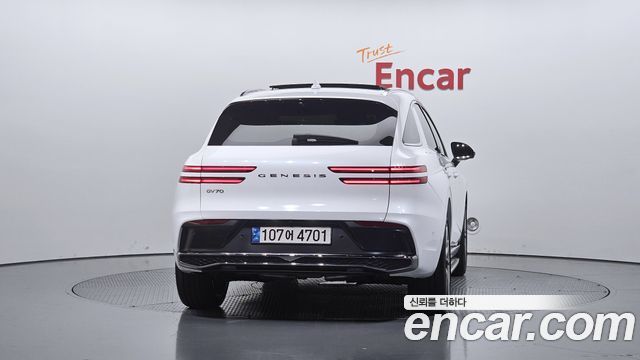 Genesis GV70 2.5T Gasoline 2WD 2025 — фото 4