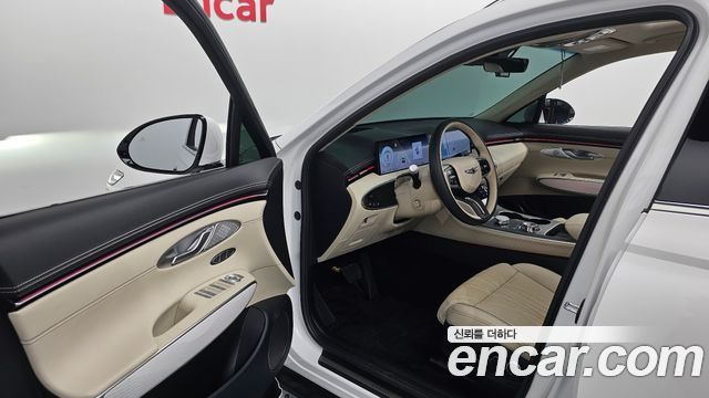 Genesis GV70 2.5T Gasoline 2WD 2025 — фото 10