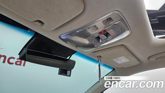 Genesis GV70 2.5T Gasoline 2WD 2025 — фото 17