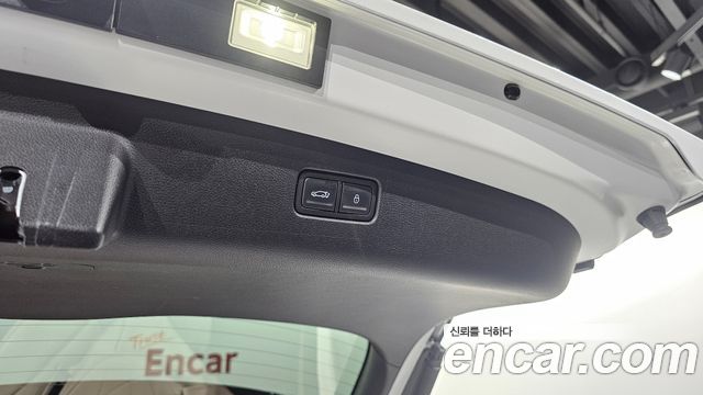 Genesis GV70 2.5T Gasoline 2WD 2025 — фото 20