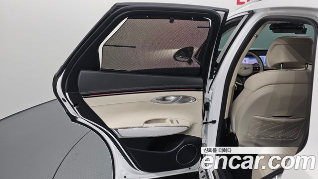 Genesis GV70 2.5T Gasoline 2WD 2025 — фото 25