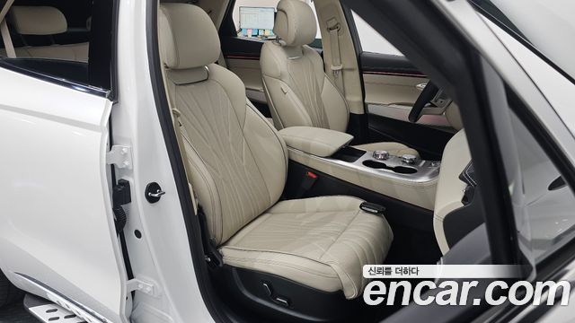Genesis GV70 2.5T Gasoline 2WD 2025 — фото 26