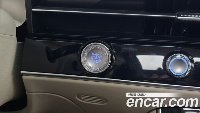 Genesis GV70 2.5T Gasoline 2WD 2025 — фото 28
