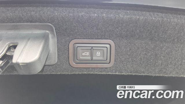 Audi A6 (C8) 45 TFSI Quattro Premium 2020 — фото 32