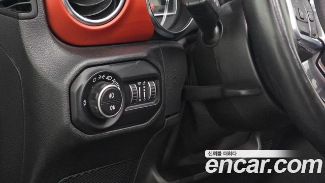 Jeep Wrangler (JL) 2.0 Rubicon Power Top 4Door 2021 — фото 30