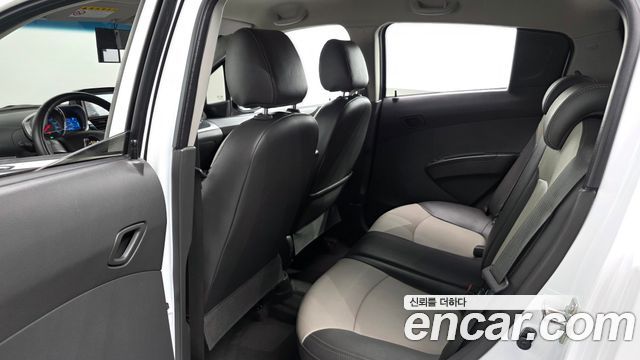 Chevrolet Spark Spark S LT 2014 — фото 11