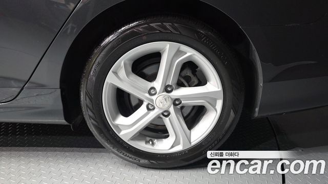 Hyundai Sonata New Rise 2.0 Modern 2019 — фото 5