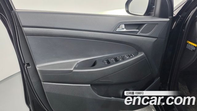 Hyundai Tucson Diesel 1.6 2WD Premium 2019 — фото 24