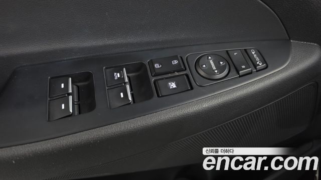Hyundai Tucson Diesel 1.6 2WD Premium 2019 — фото 30