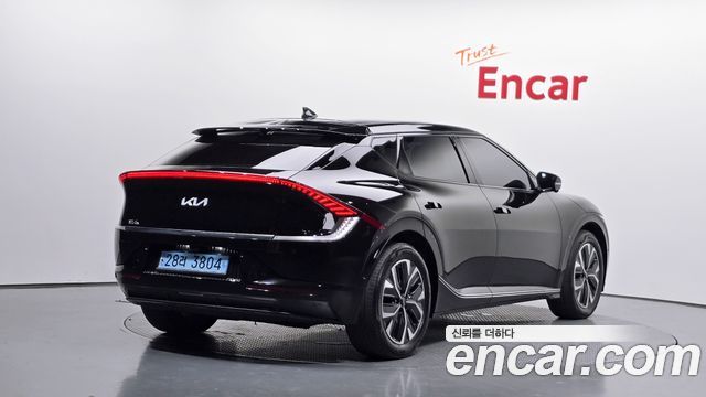 Kia EV6 Long Range Earth 2023 — фото 2