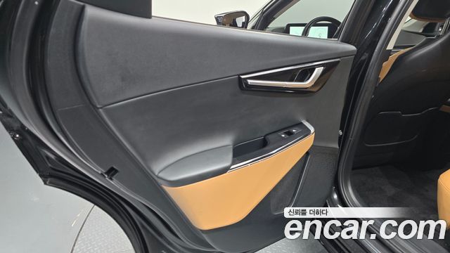 Kia EV6 Long Range Earth 2023 — фото 25