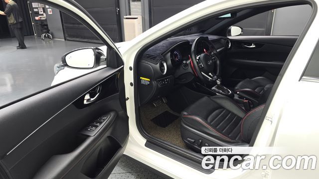 Kia K3 5Door GT Plus 2020 — фото 10