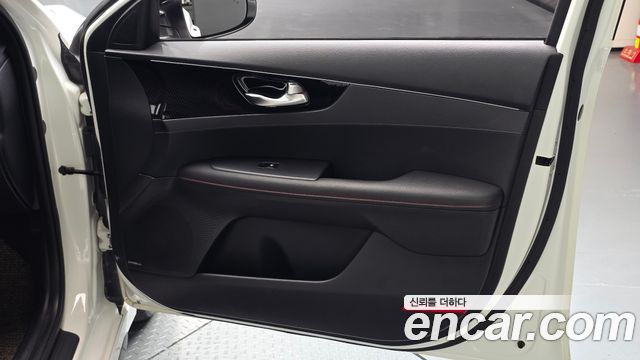 Kia K3 5Door GT Plus 2020 — фото 25
