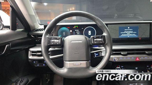 Hyundai Grandeur (GN7) 2,5 Gasoline 2WD Premium 2023 — фото 13