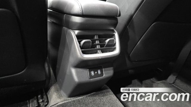 Hyundai Grandeur (GN7) 2,5 Gasoline 2WD Premium 2023 — фото 34