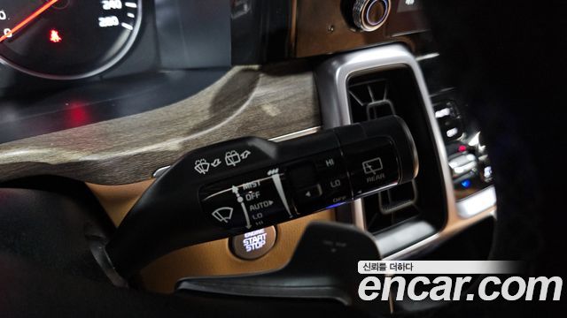 Kia Sorento (IV) HEV 1.6 2WD Prestige 2023 — фото 17