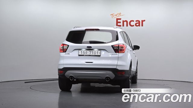 Ford Kuga (II) 2.0 Diesel Titanium 2017 — фото 4
