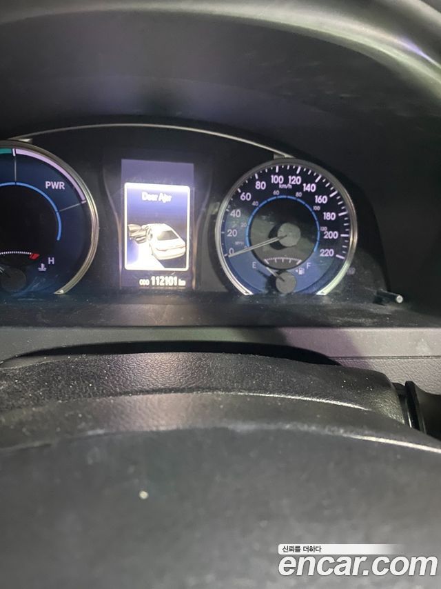 Toyota Camry Hybrid XLE 2016 — фото 3