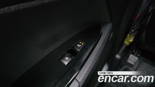 Kia Sportage (V) Diesel 2.0 2WD Nobleless 2023 — фото 18