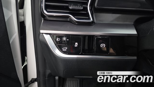Kia Sportage (V) Diesel 2.0 2WD Nobleless 2023 — фото 29