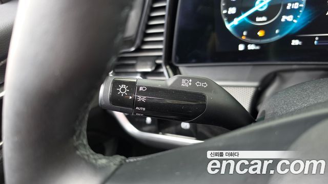 Kia Sportage (V) Gasoline 1.6 Turbo 2WD Prestige 2022 — фото 34