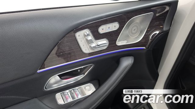 Mercedes-Benz GLE-Class (W167) GLE400d 4MATIC Coupe 2023 — фото 32