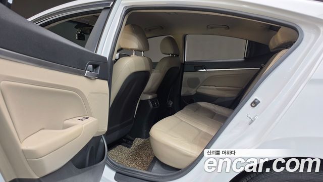 Hyundai Avante (AD) 1.6 Smart 2019 — фото 17
