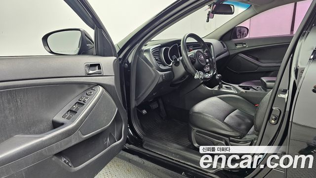 Kia K5 LPI Deluxe 2014 — фото 10