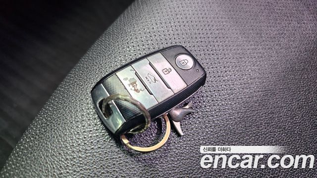 Kia K5 LPI Deluxe 2014 — фото 16