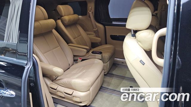 Kia Carnival Gasoline 7-Seater Hi-Limousine President 2019 — фото 11