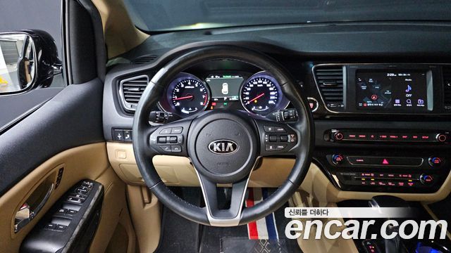Kia Carnival Gasoline 7-Seater Hi-Limousine President 2019 — фото 13