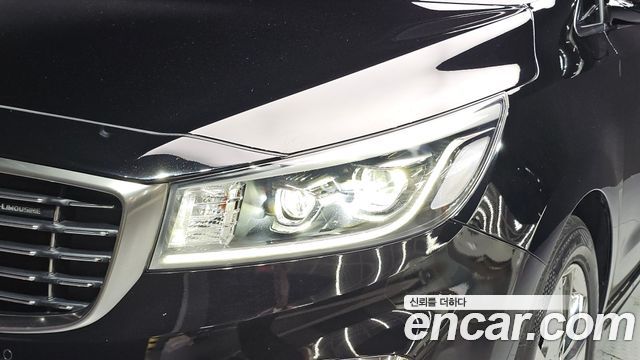 Kia Carnival Gasoline 7-Seater Hi-Limousine President 2019 — фото 22