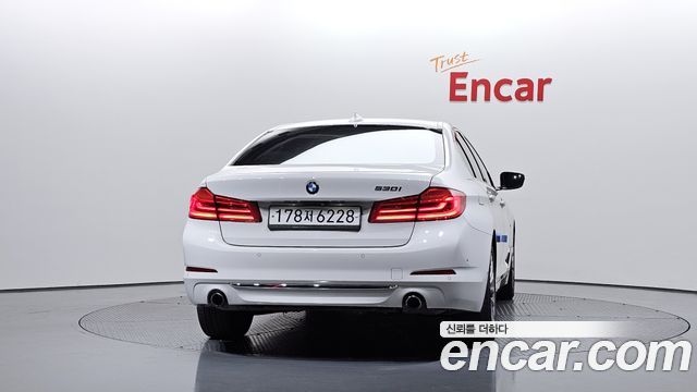 BMW 5 Series (G30) 530i Luxury Plus 2018 — фото 4