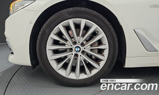 BMW 5 Series (G30) 530i Luxury Plus 2018 — фото 5