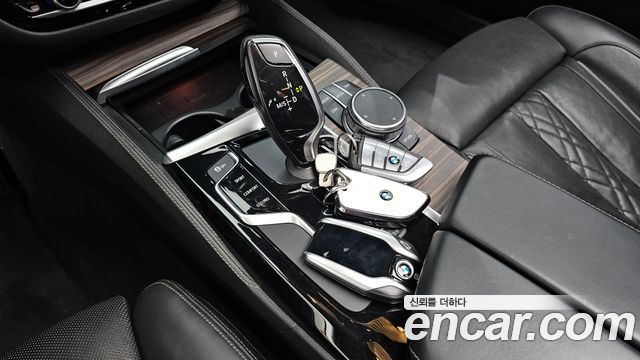 BMW 5 Series (G30) 530i Luxury Plus 2018 — фото 9