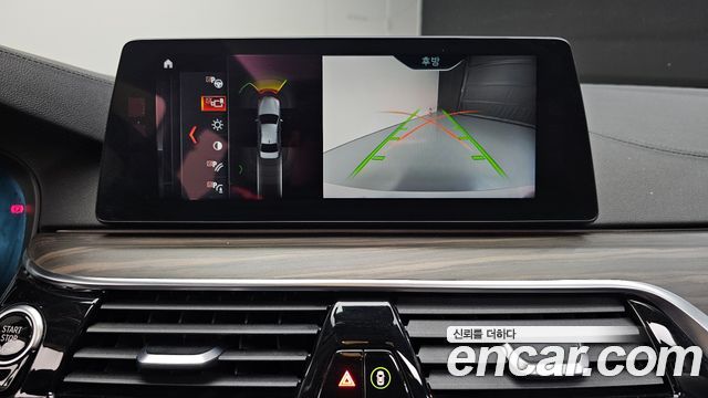 BMW 5 Series (G30) 530i Luxury Plus 2018 — фото 15