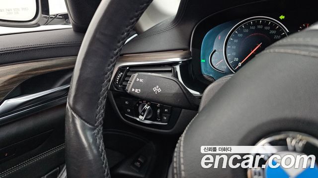 BMW 5 Series (G30) 530i Luxury Plus 2018 — фото 18
