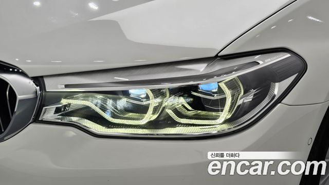 BMW 5 Series (G30) 530i Luxury Plus 2018 — фото 22