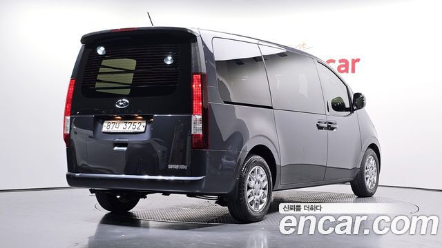Hyundai Staria Cargo 5-Seater Modern 2022 — фото 2